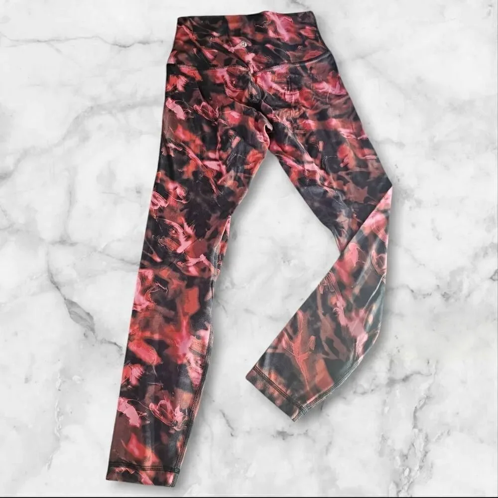 Lululemon Size 4 Floral Aligns HR